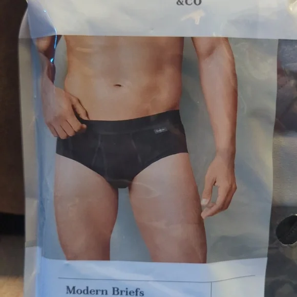 Goodfellow & Co Men's Modern Briefs 6pk - Picture 5 of 8